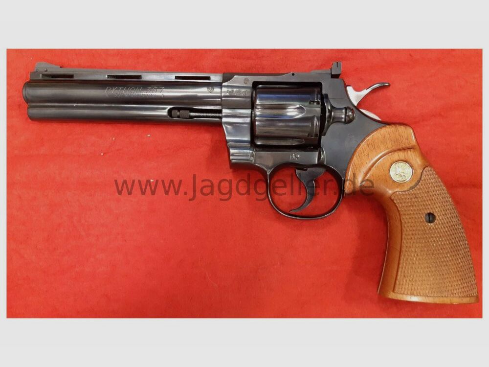 Revolver Colt Python 357 Magnum 6" aus 1972