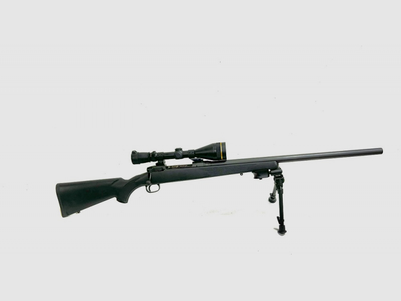 Savage 110 Tactical Kal. .300Win Mag mit Leupold ZF und 2-Bein Scharfschützengewehr