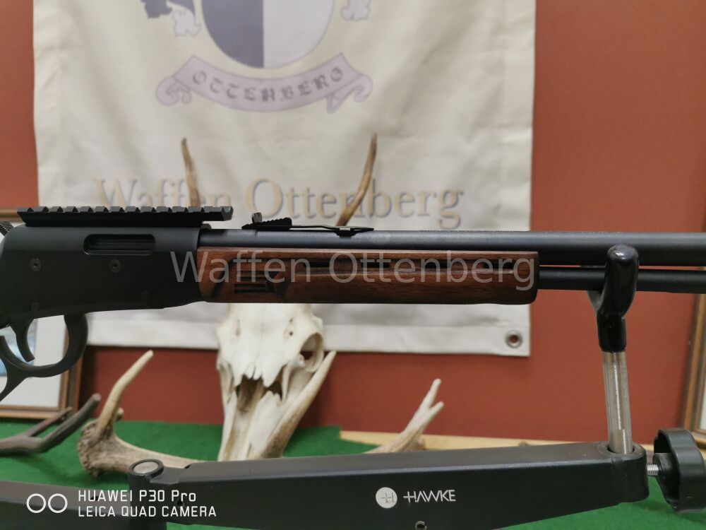 Savage Arms Revel DLX SR