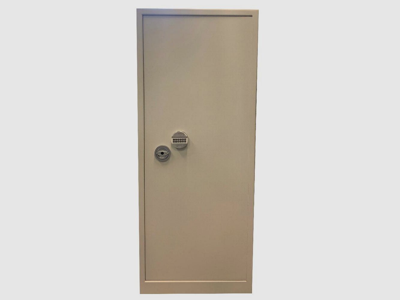 Waffenschrank HUNTER V1-MAX 1500 (1500x900x600) max. 32 LW