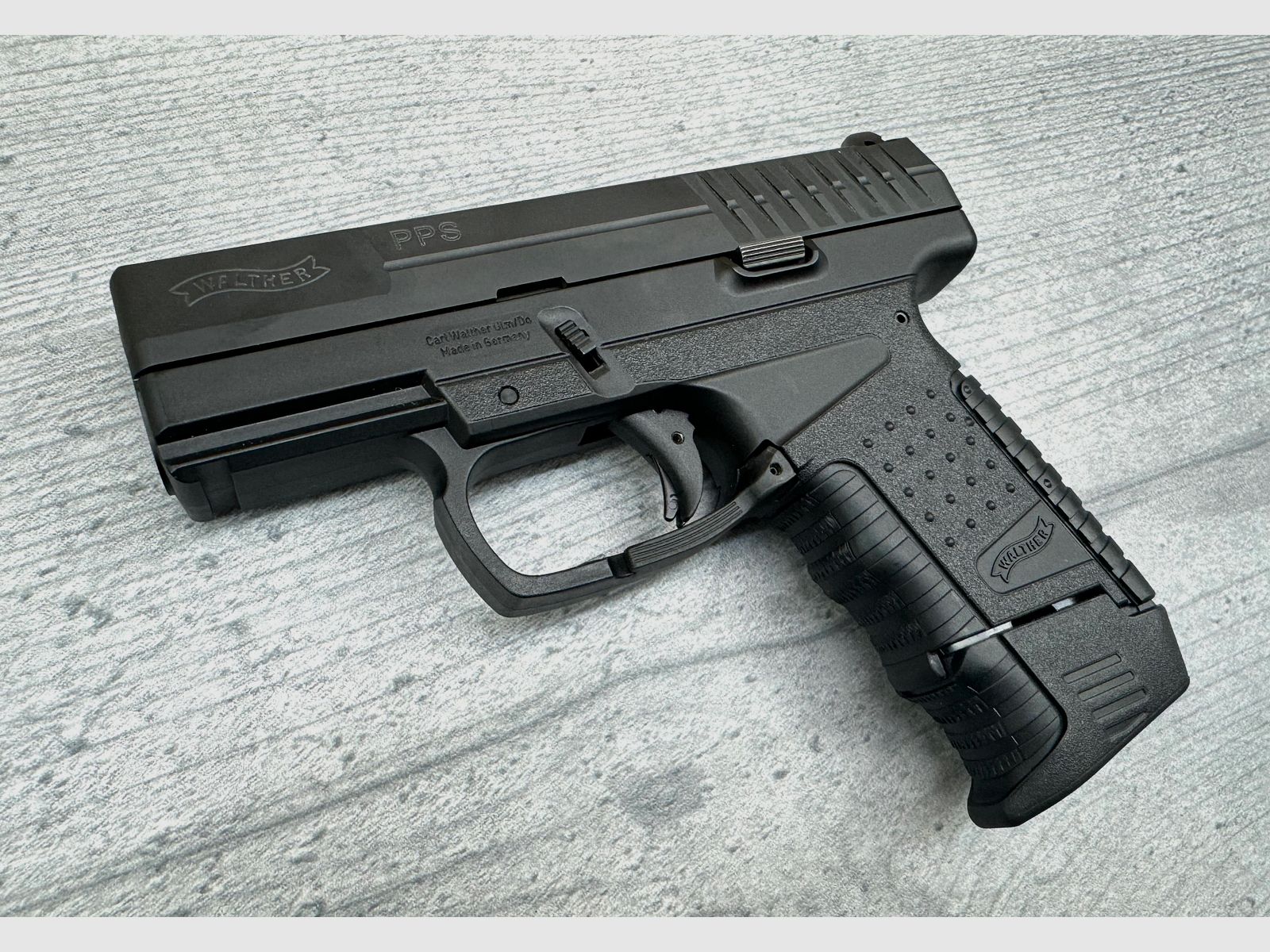 Vorführwaffe Carl WALTHER Pistole PPS .40 USA-Copy