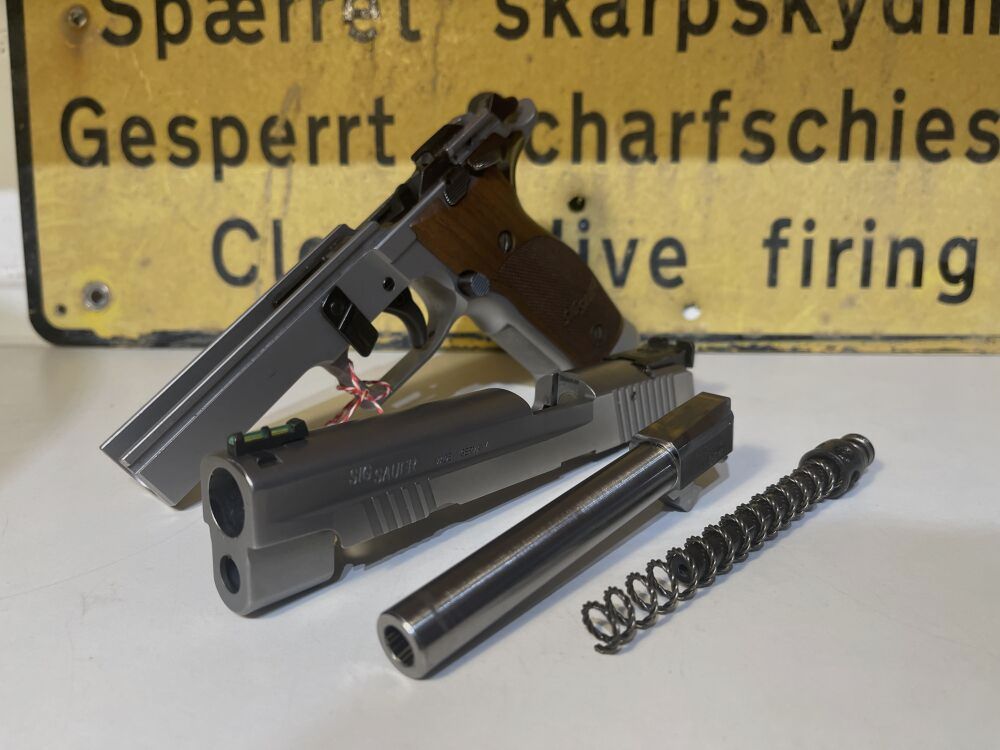 SIG Sauer P226 X-Five Classic (Gen 1)