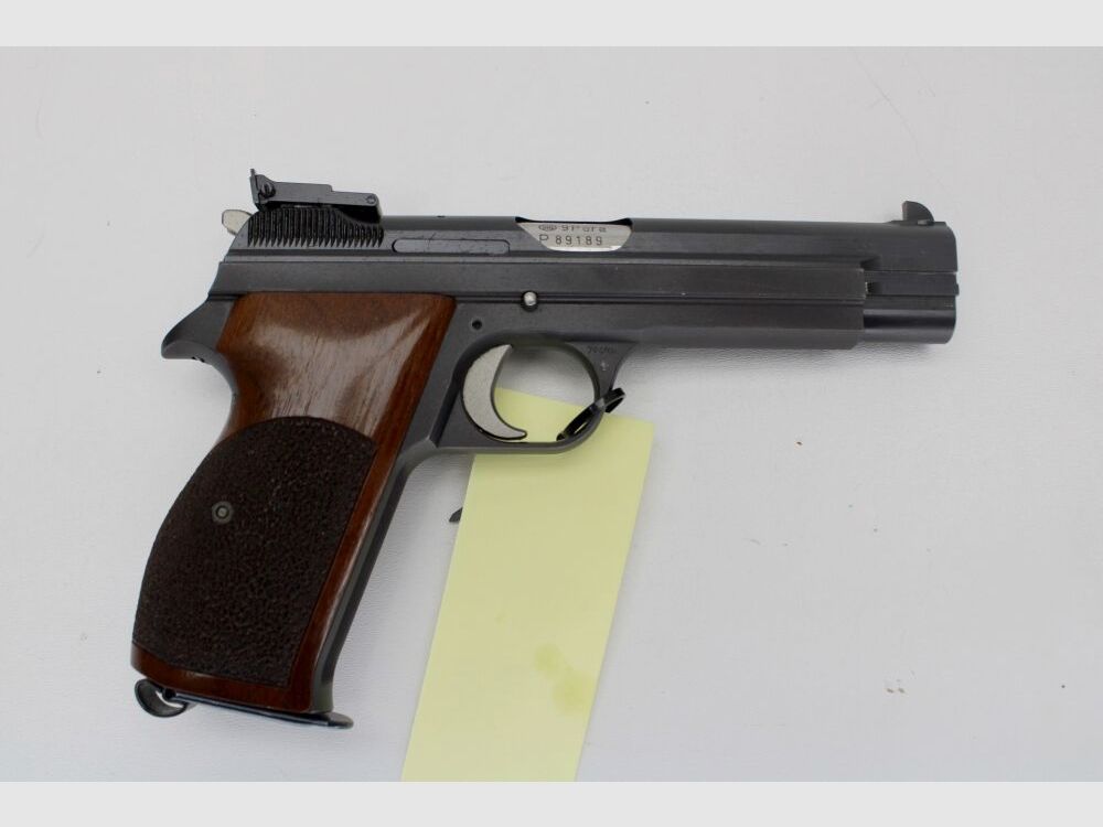 Pistole SIG P210-6 mit 2 Magazine 2 Griffschalen und Originalkarton 9mmLuger