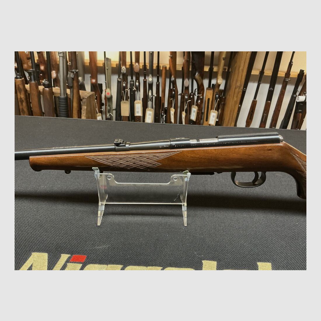 Anschütz 1516 .22WinMag
