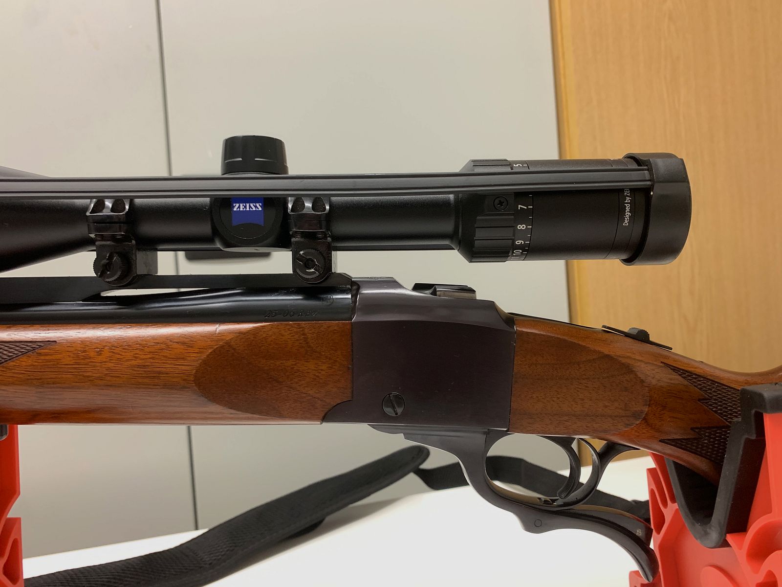 Ruger No.1 - 25-06 rem Fallblockbüchse + Zeiss 4-12x50