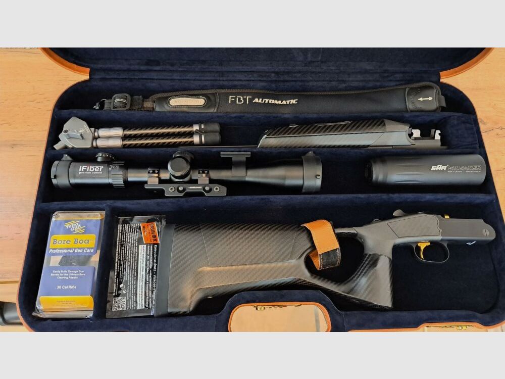 Merkel K5 Extrem mit FBT Carbon Lochschaft, DDOPTICS Zielfernrohr, Recknagel Schalldämpfer, Spartan Zweibein, Automatik Gewehrriemen, Luxus Koffer etc.