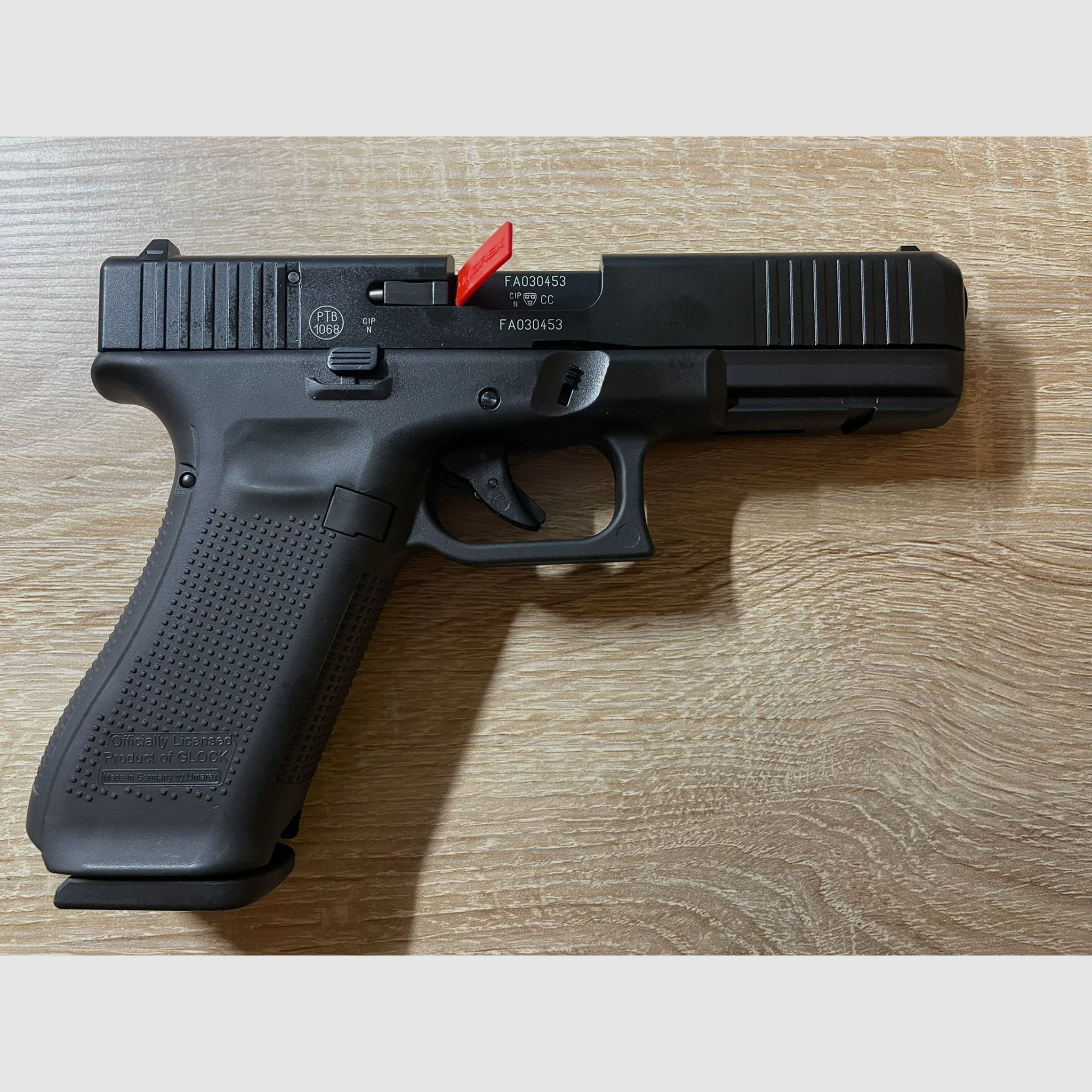 Glock 17 Gen5 Schreckschuss Pistole 9 mm P.A.K. schwarz