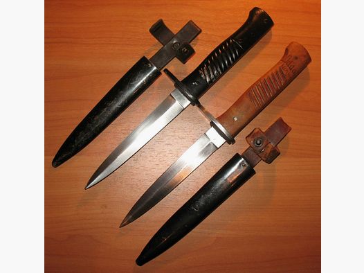 2 Grabendolche Ernst Busch Solingen aus Wk1