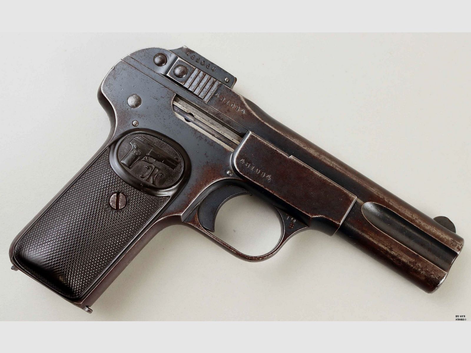 PISTOLA F.N. BROWNING MOD. 1900 CAL. 7,65 MM MATR. 481064, immagine 4 di 7