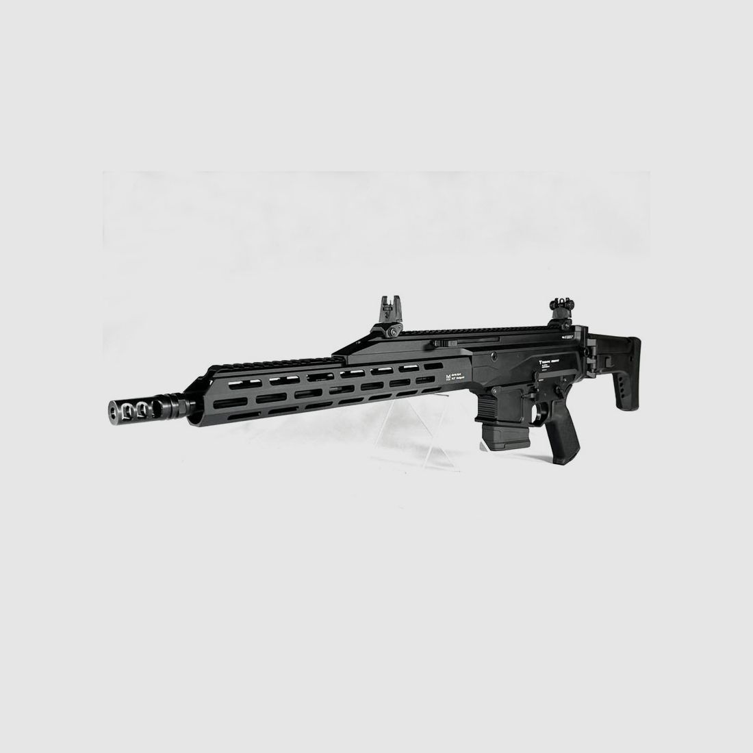 TINCK ARMS Perun X-17 con 16"