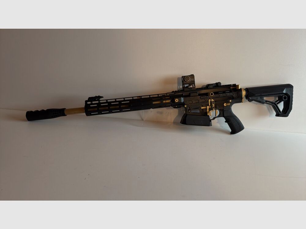 Huglu HUGLU SF GEWEER XR-8 PRO incl. Sight Mark Red Dot 12/76