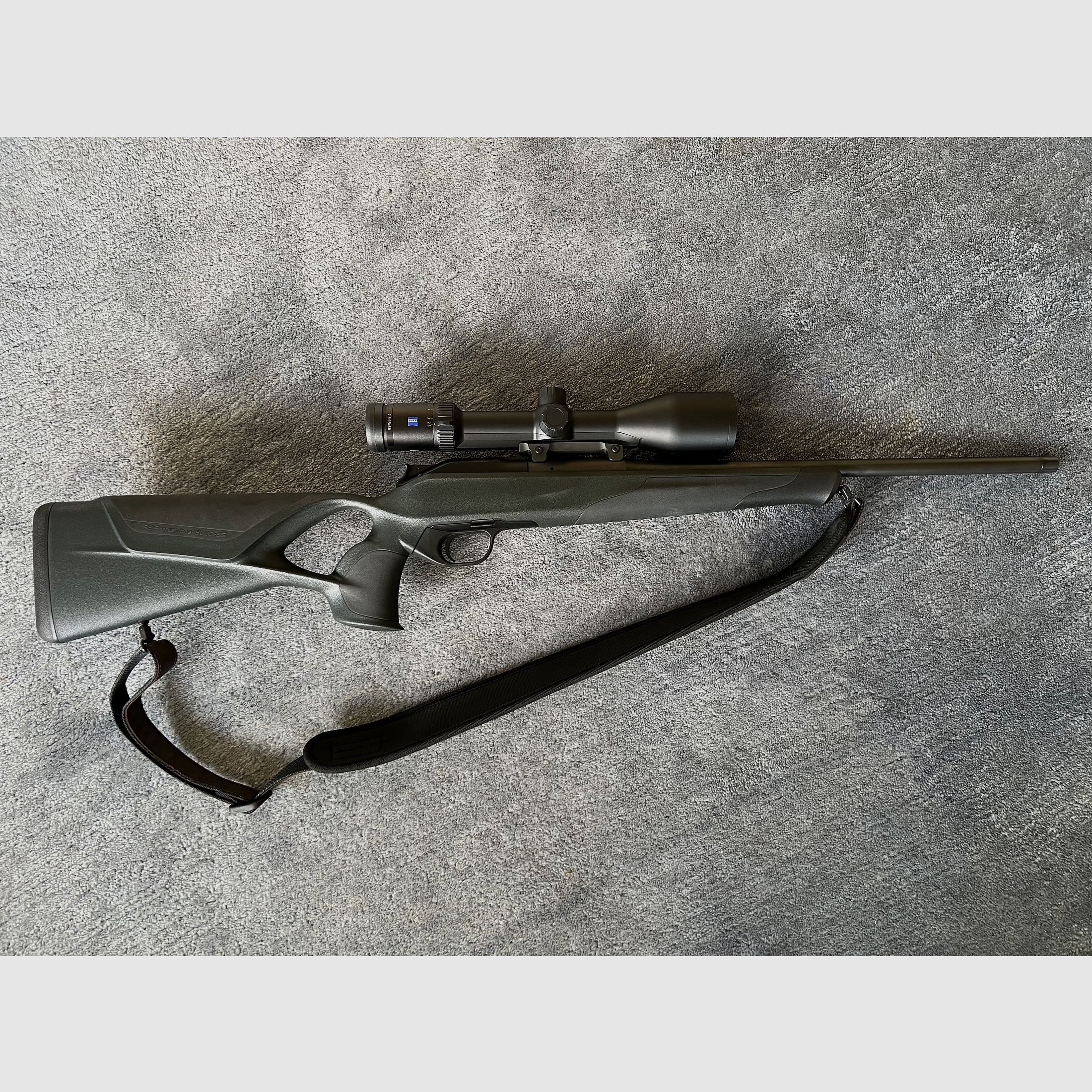 Blaser R8 Professional Success (sinistra)