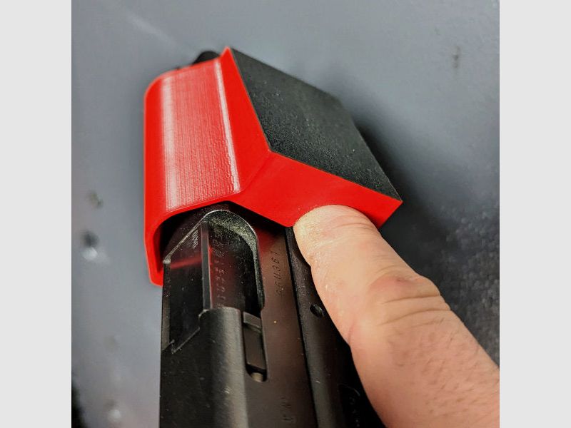 Magnetisches Blockholster für Glock 17 und baugleiche (Breite 32mm) für Waffenschrank - Zubehör für den Waffenschrank