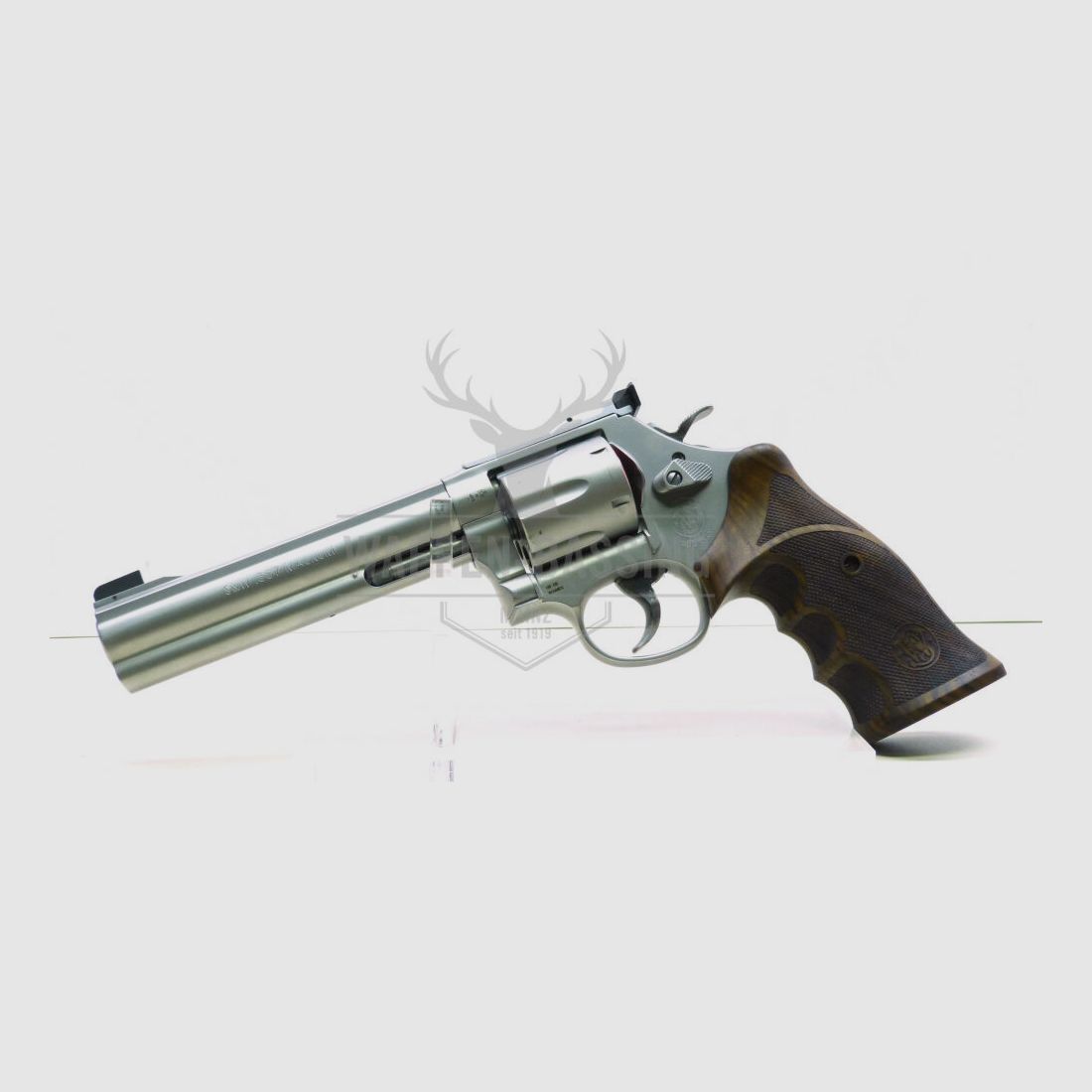 Smith & Wesson 686 Target Champion