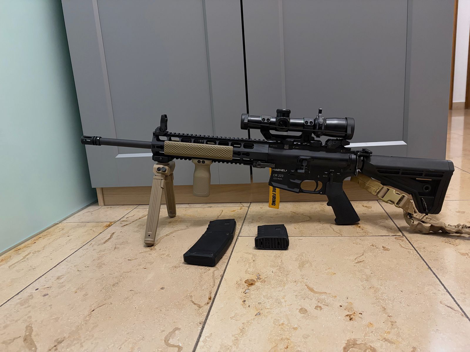 AR 15 zelfladende geweer HAENEL CR223
