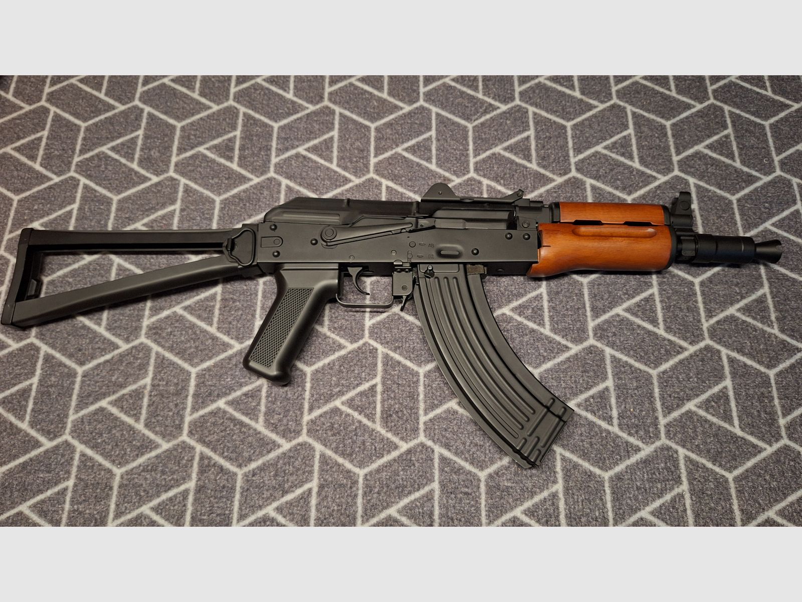Kalashnikov AKS74U G.S.G. CO2 4,5mm NUEVO!