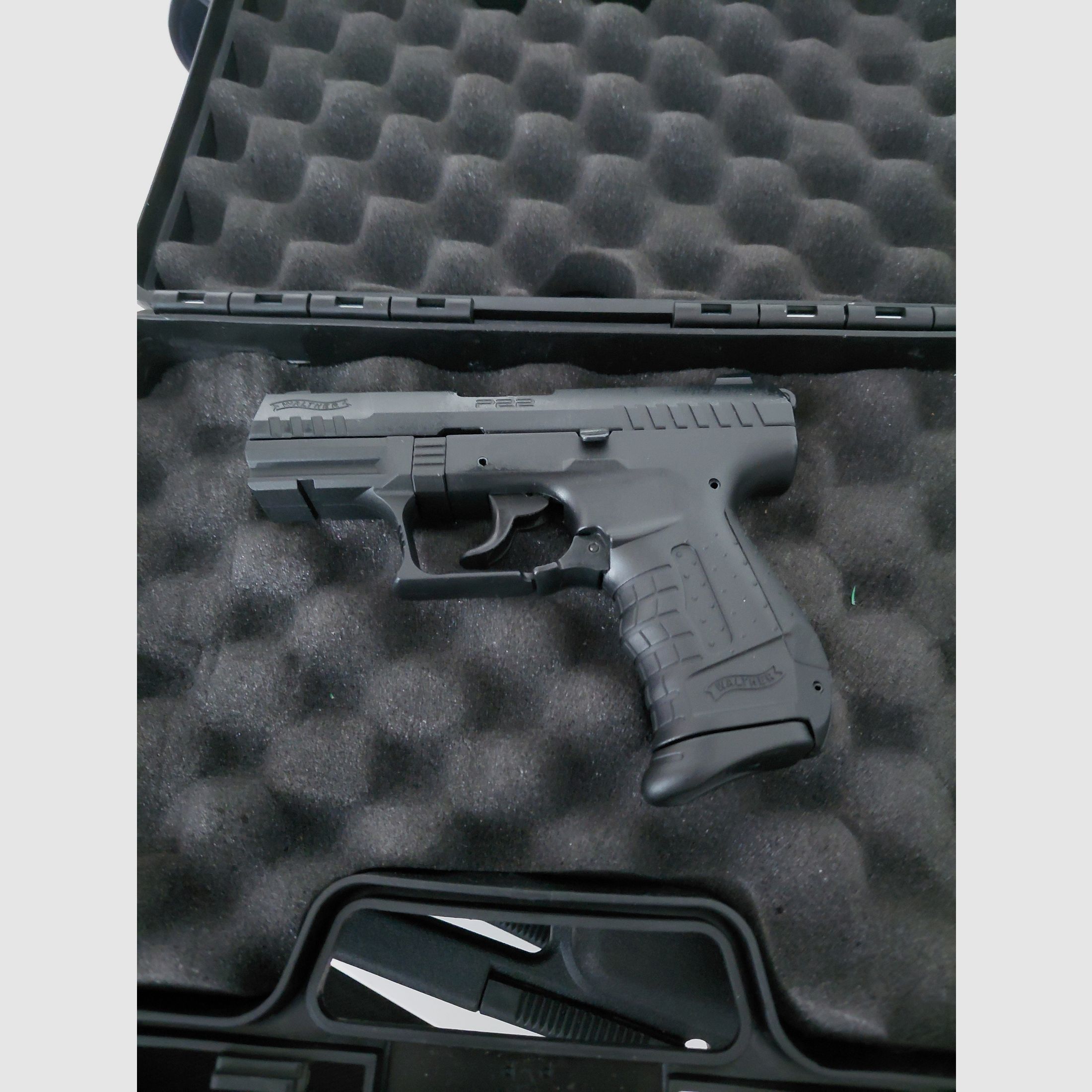 Walher  P22 schreckschuss Pistole 