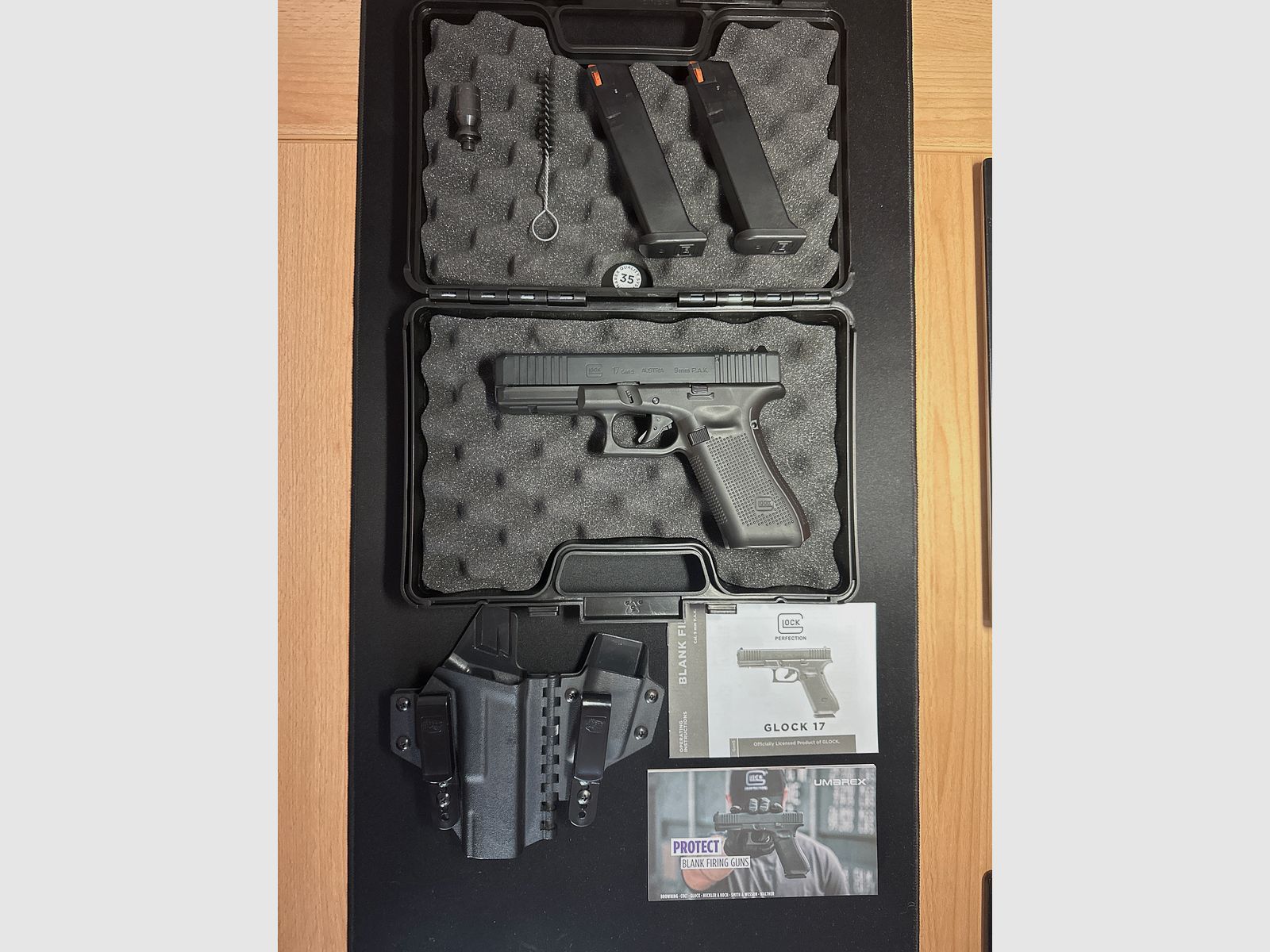 Glock 17 Gen. 5 9mm P.A.K. Pistole