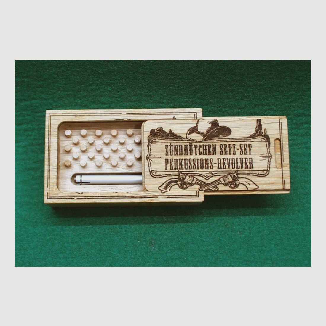Ontstekers set voor percussie-revolvers, aluminium, van hout