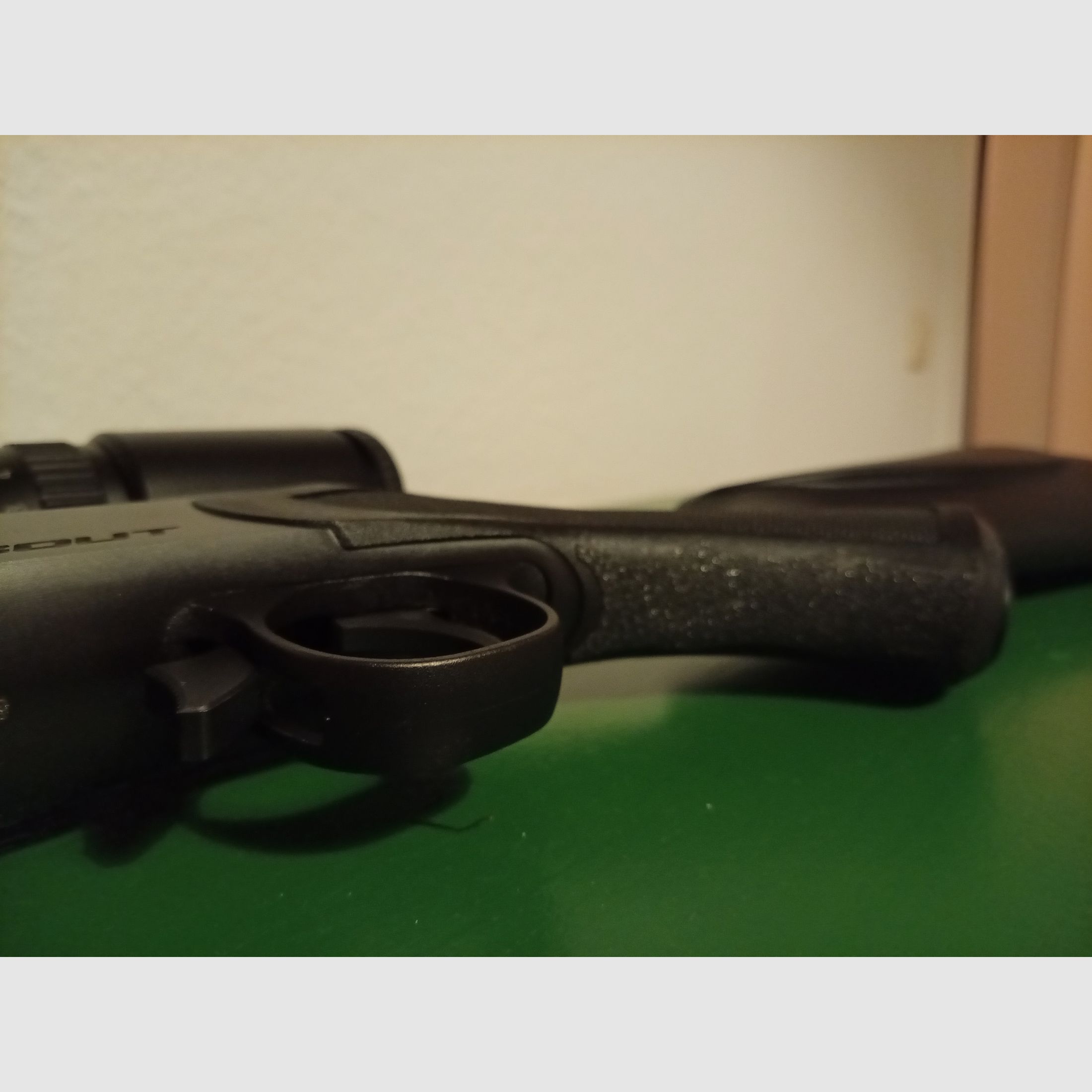 Komplettpaket: Bergara Scout (.222 Rem) + Bushnell 2-10x56 + Jaki Schalldämpfer – Sofort einsatzbereit