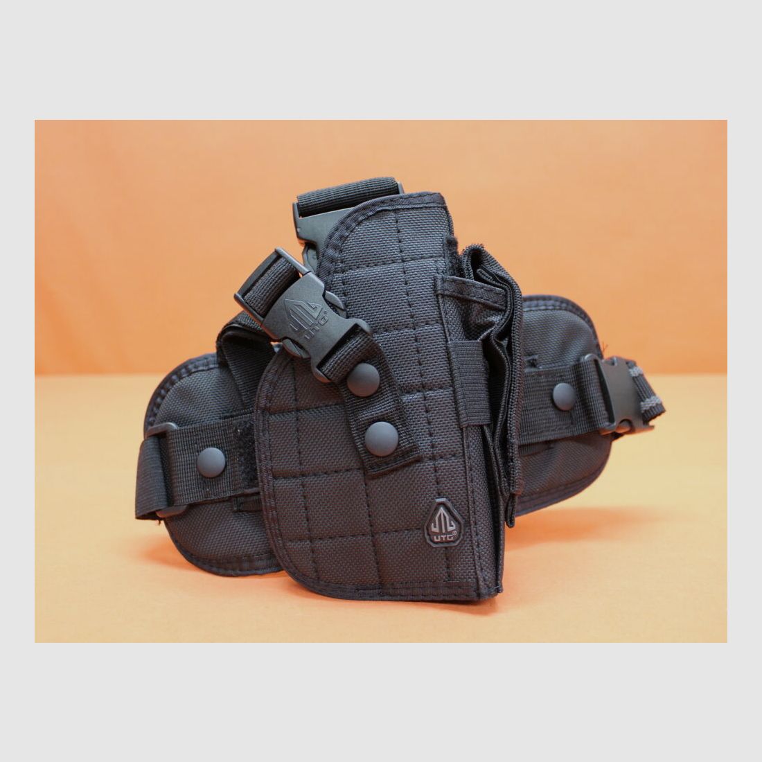 UTG - Leapers UTG Special Ops Tactische Beenholster (PVC-H178B) Universele Tactische Beenholster/ Bovenbeenholster