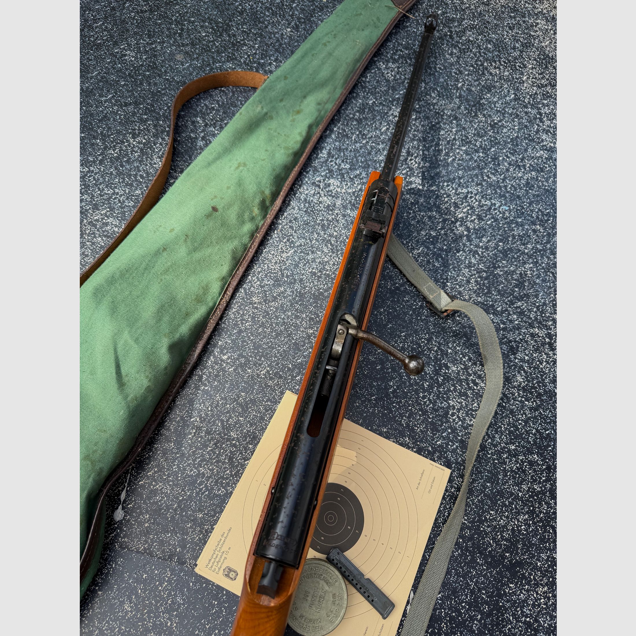 Haenel 310 Sportschaft inkl. Tasche Magazin usw. Luftgewehr DDR