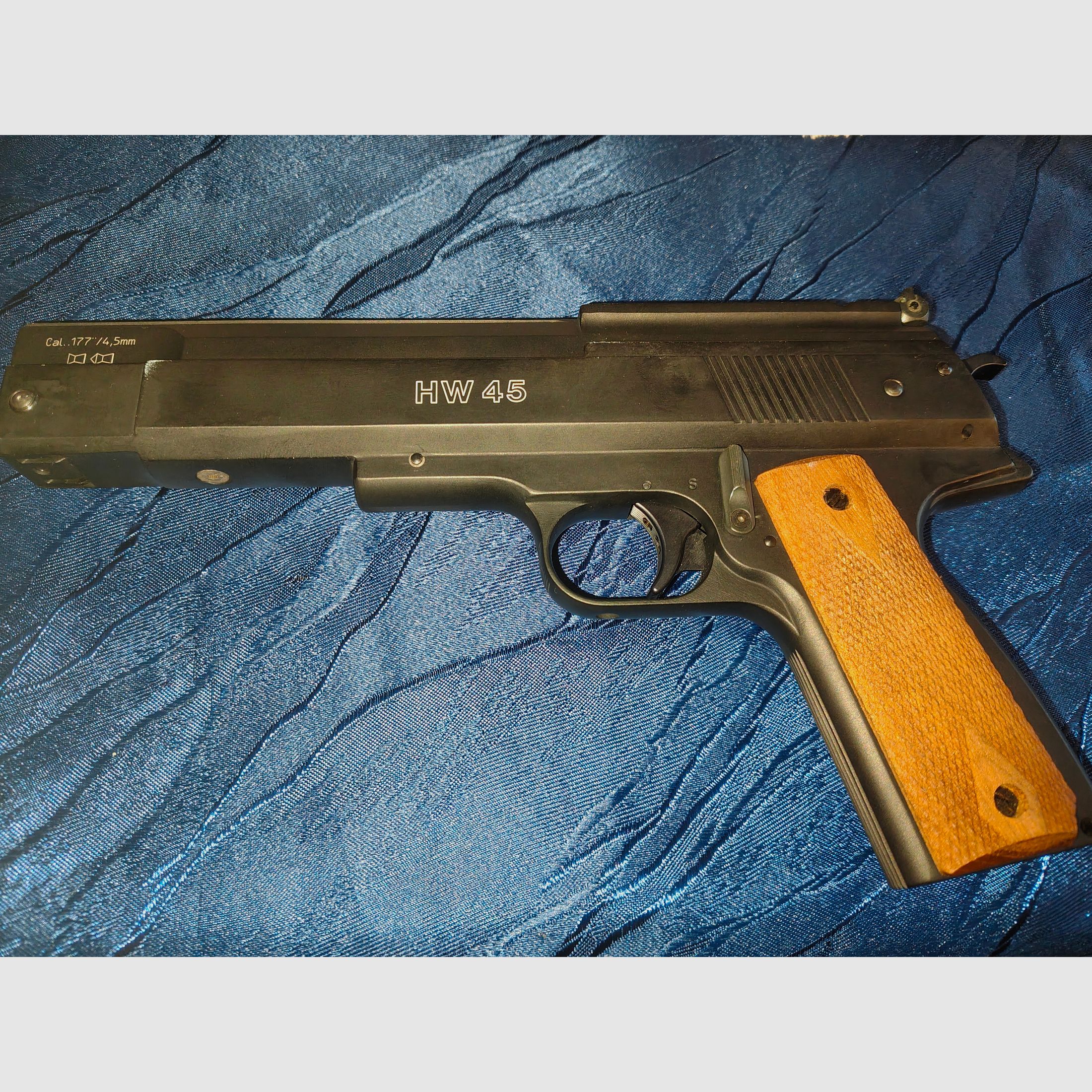 Weihrauch HW45 Kaliber 4.5 Diabolo