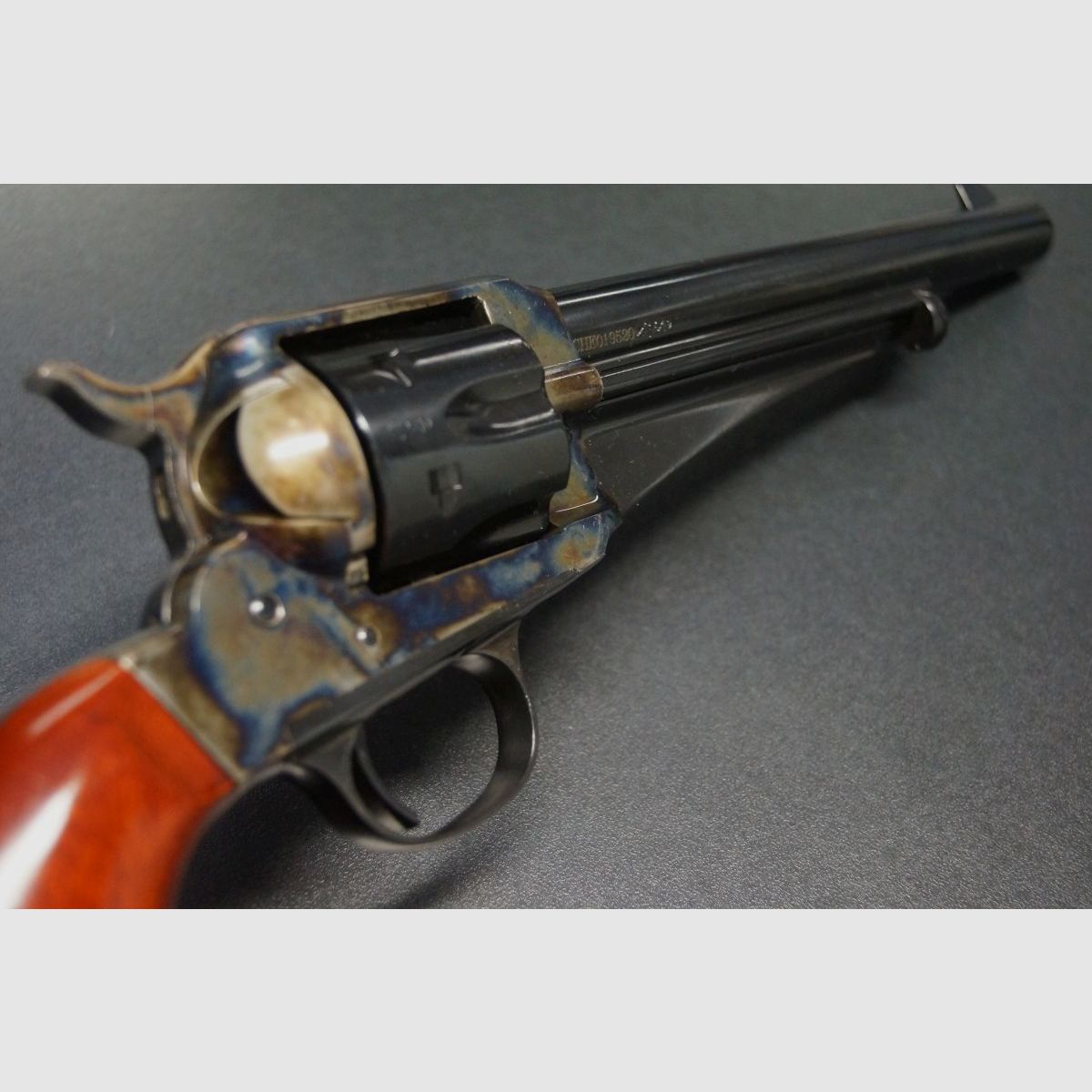 Uberti 1875 Army Outlaw 44-40, image 2 sur 5