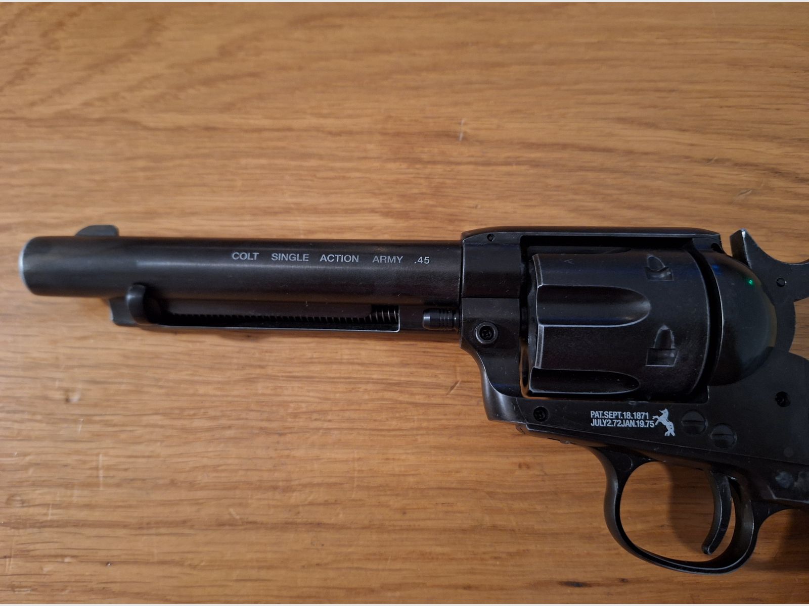 Colt Single Action Army (SAA) Co2 4,5 mm Diabolo gezogener Lauf realistisches Nachladen mit 22 Ladehülsen antik finish
