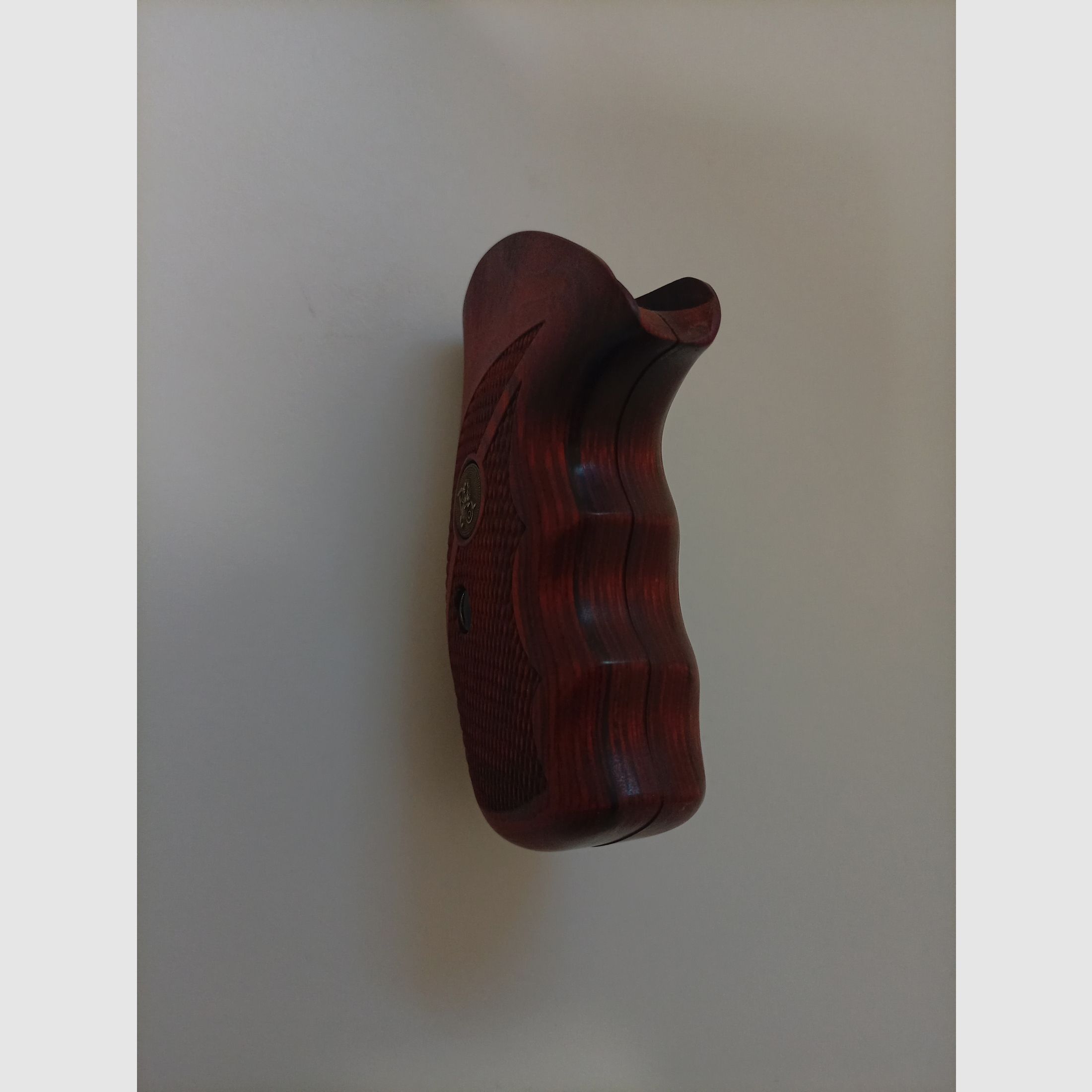 Wood grip panels for S&W revolvers by Pachmayr