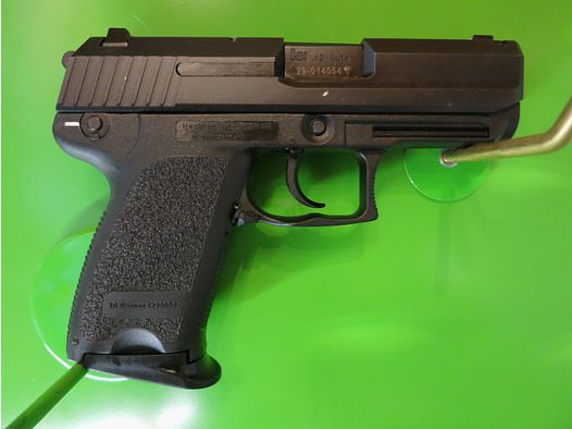 Heckler & Koch USP Compact (Universale Selbstladepistole), .45 ACP       #80-