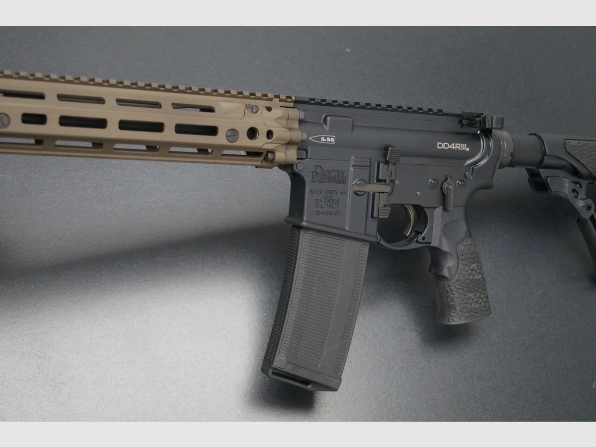 Daniel Defense DD4 RIII S 11.5″ FDE, Bild 6 von 7