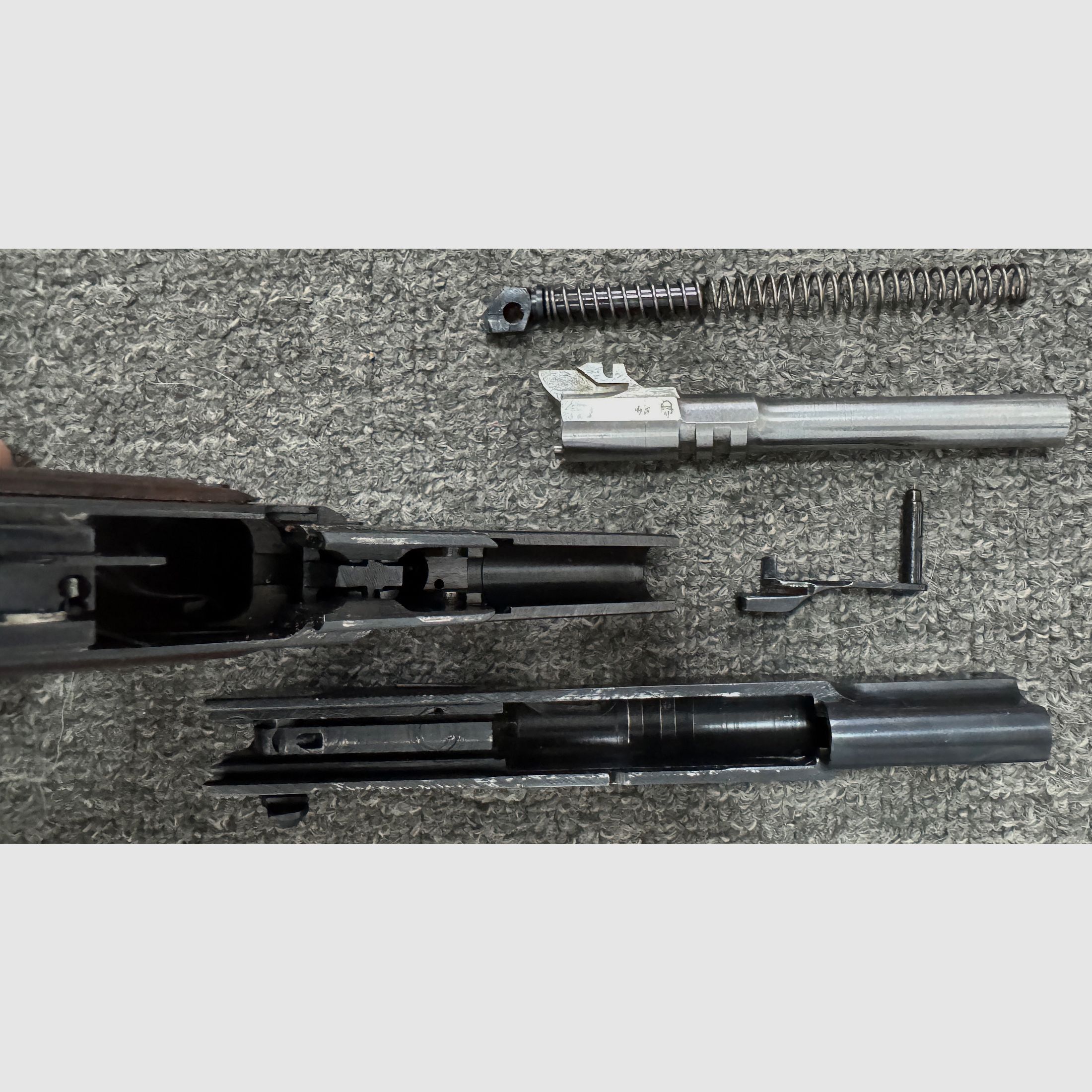 Mauser 90 DA - 9mm Para pistol