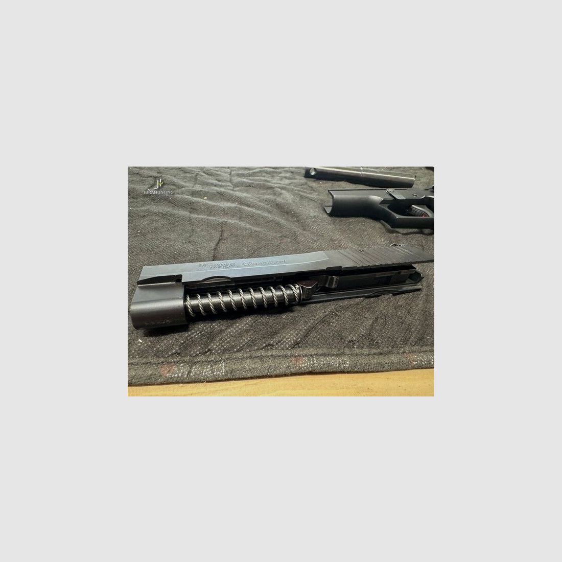 Sig Sauer P226; Classic Sport P226 Classic Sport