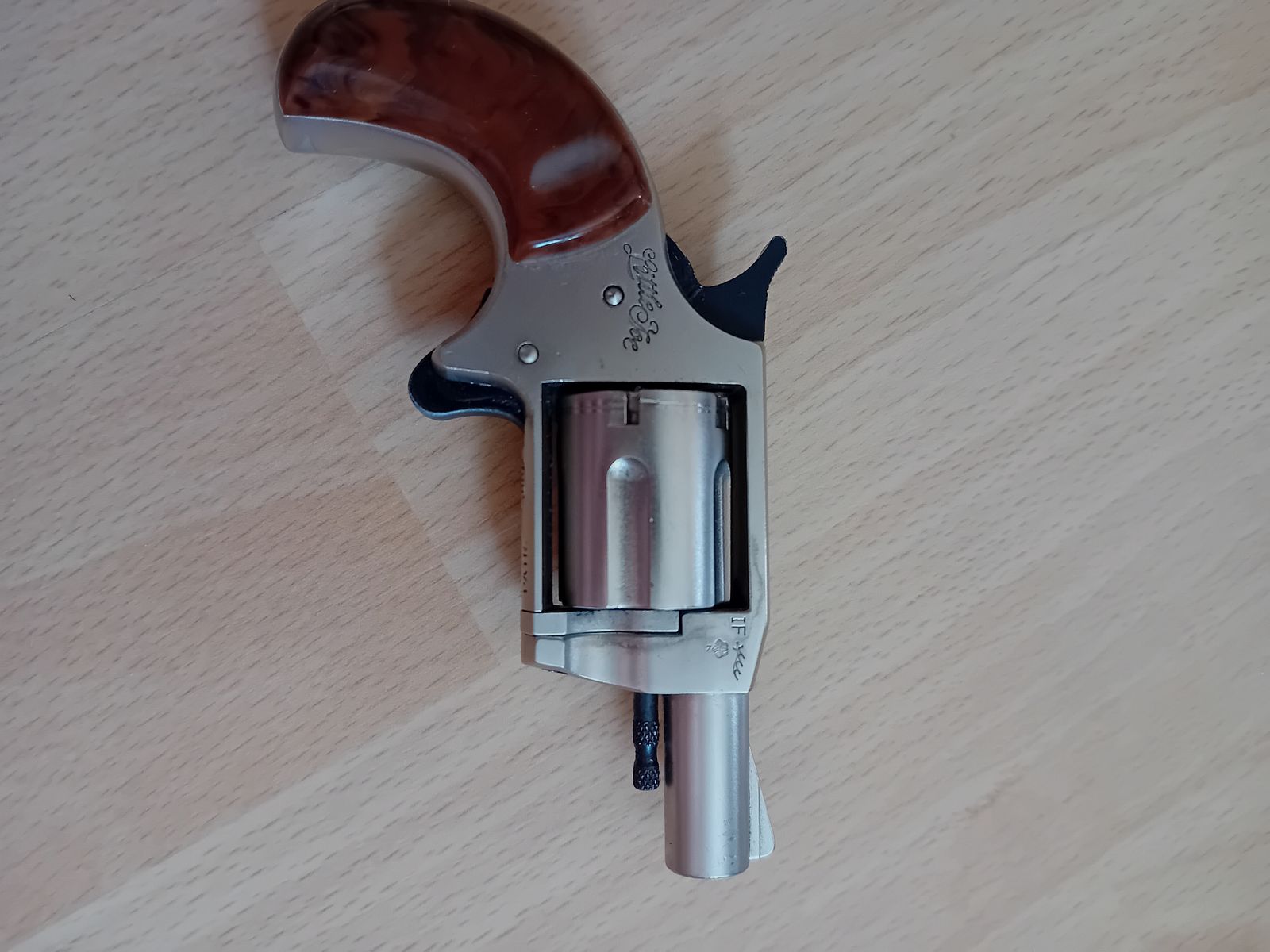 Schreckschuss-Revolver Röhm Little Joe in .22mm knall, vernickelt, Versand frei
