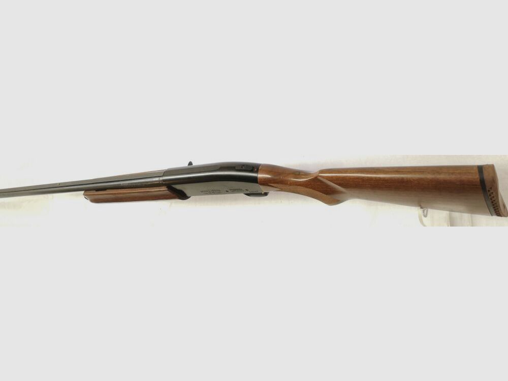 Mossberg 9200