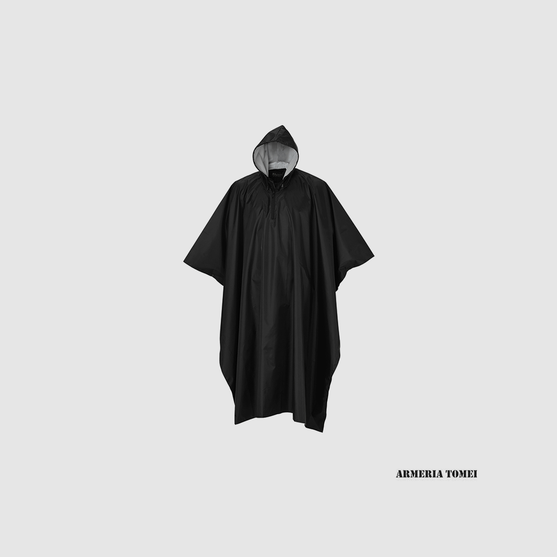 PINEWOOD – PONCHO REGENFALL SCHWARZ