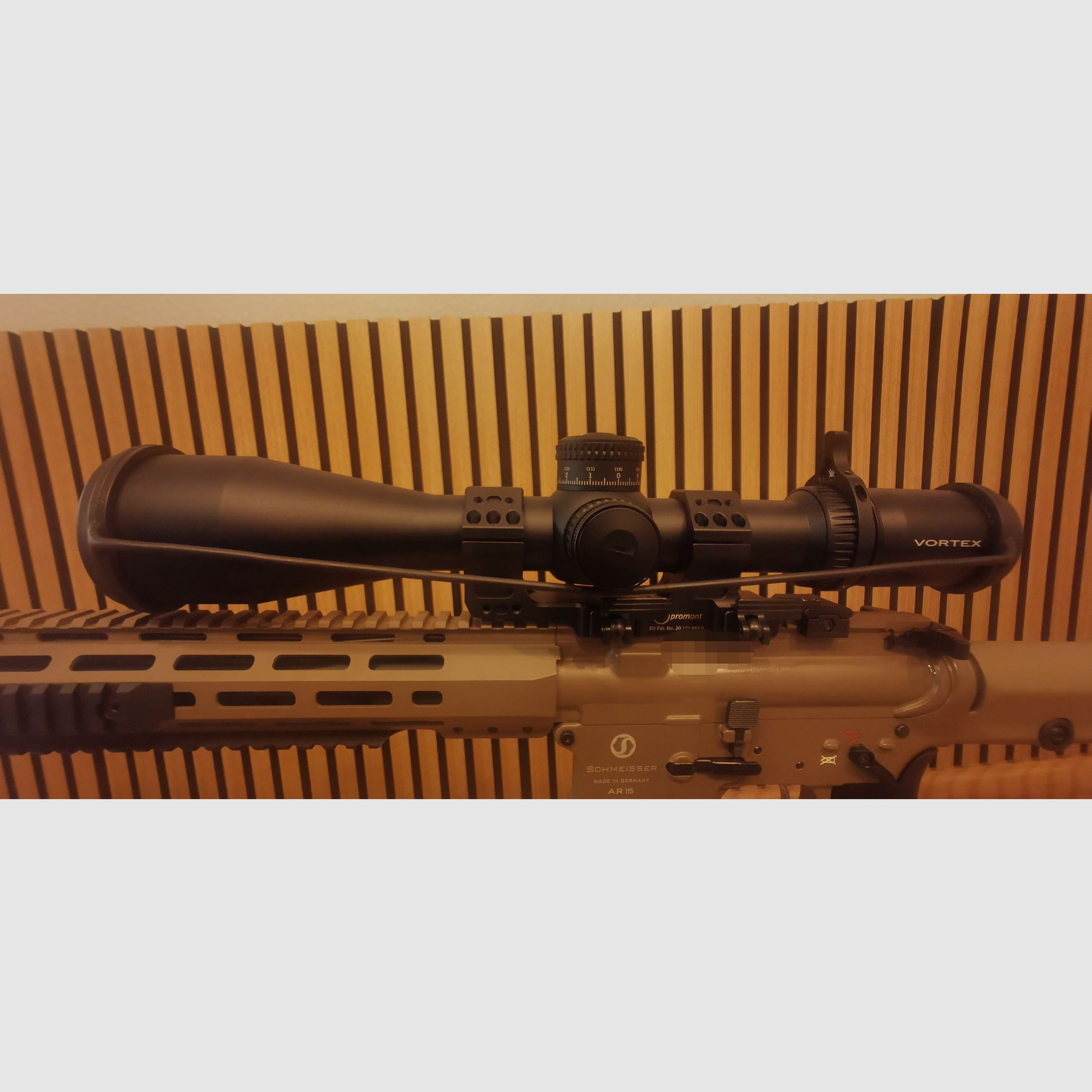 Schmeisser AR15 DMR FDE .223Rem + PAQUETE COMPLETO