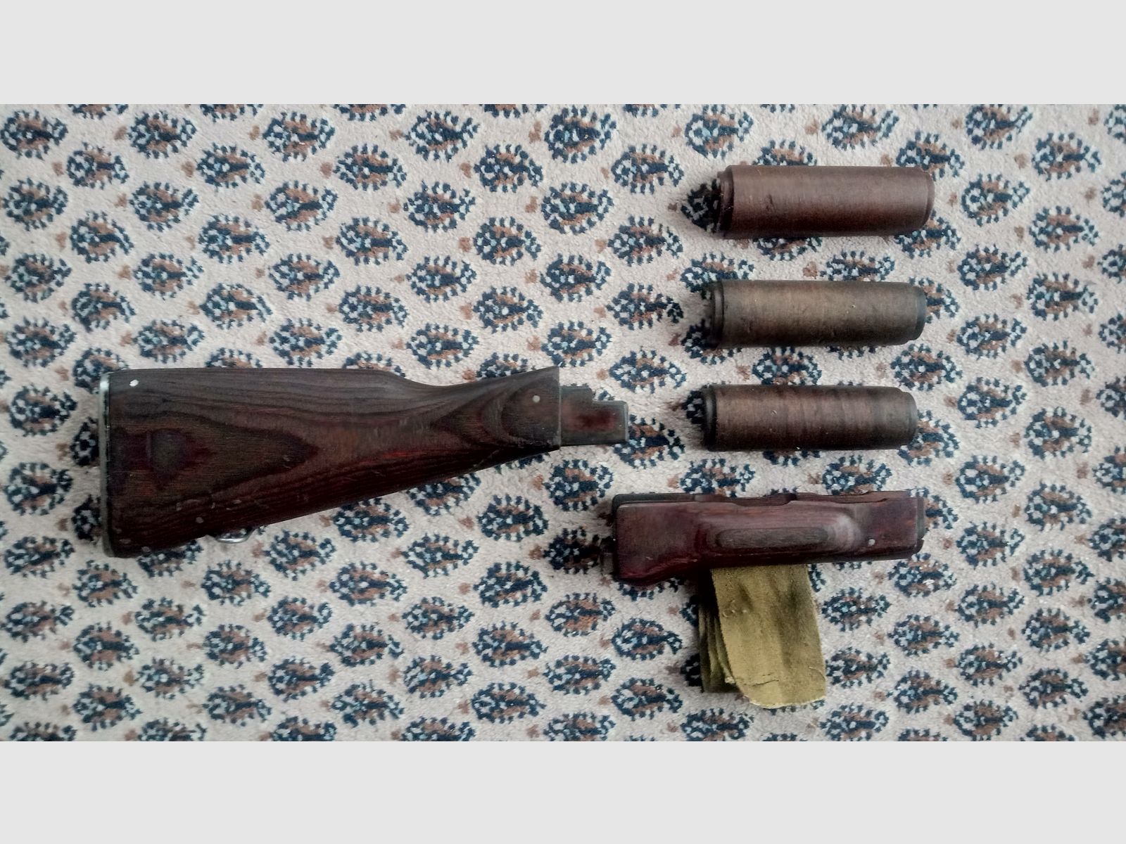 AK stock set wood laminate dark brown presumably Russian // stock and handguard // AKM & AK74 / can also be fitted into Cybergun GSG Co2 AK47