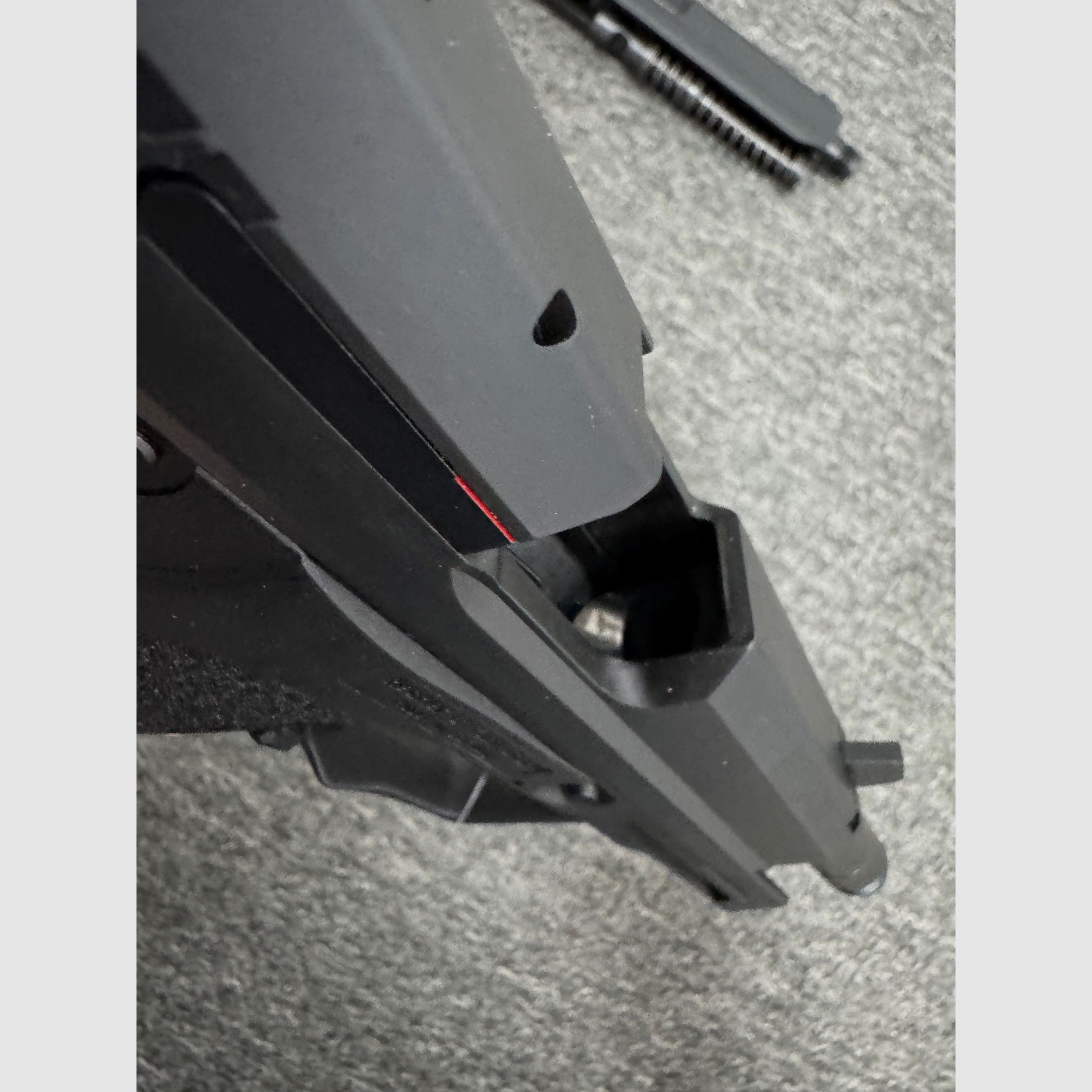 Heckler & Koch USP Tactical .45 Auto mit MG