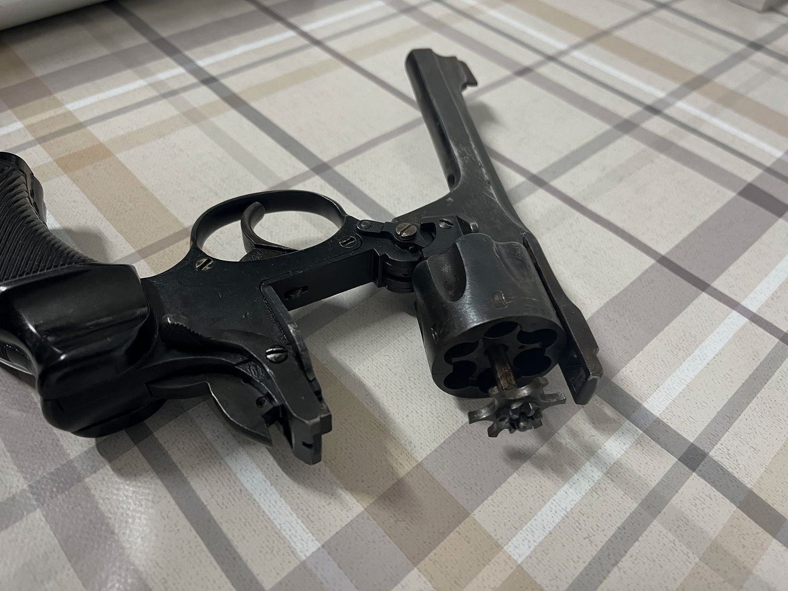 Revólver 9mm Knall