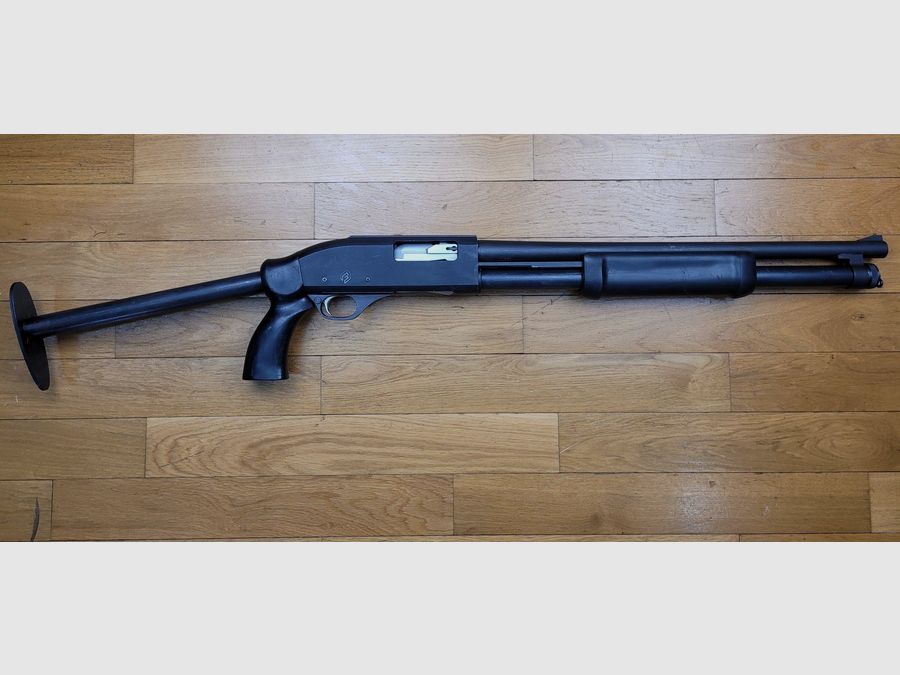 Seltene Pumpflinte Fabarm « SDASS Commando » – 12/70 – 5/7 Schuss – Ergal-Gehäuse – Gewicht 3kg – Lauf von 47cm – Baujahr 1981 – hat wirklich keine Angst vor nichts! – TBE +, Bild 2 von 22