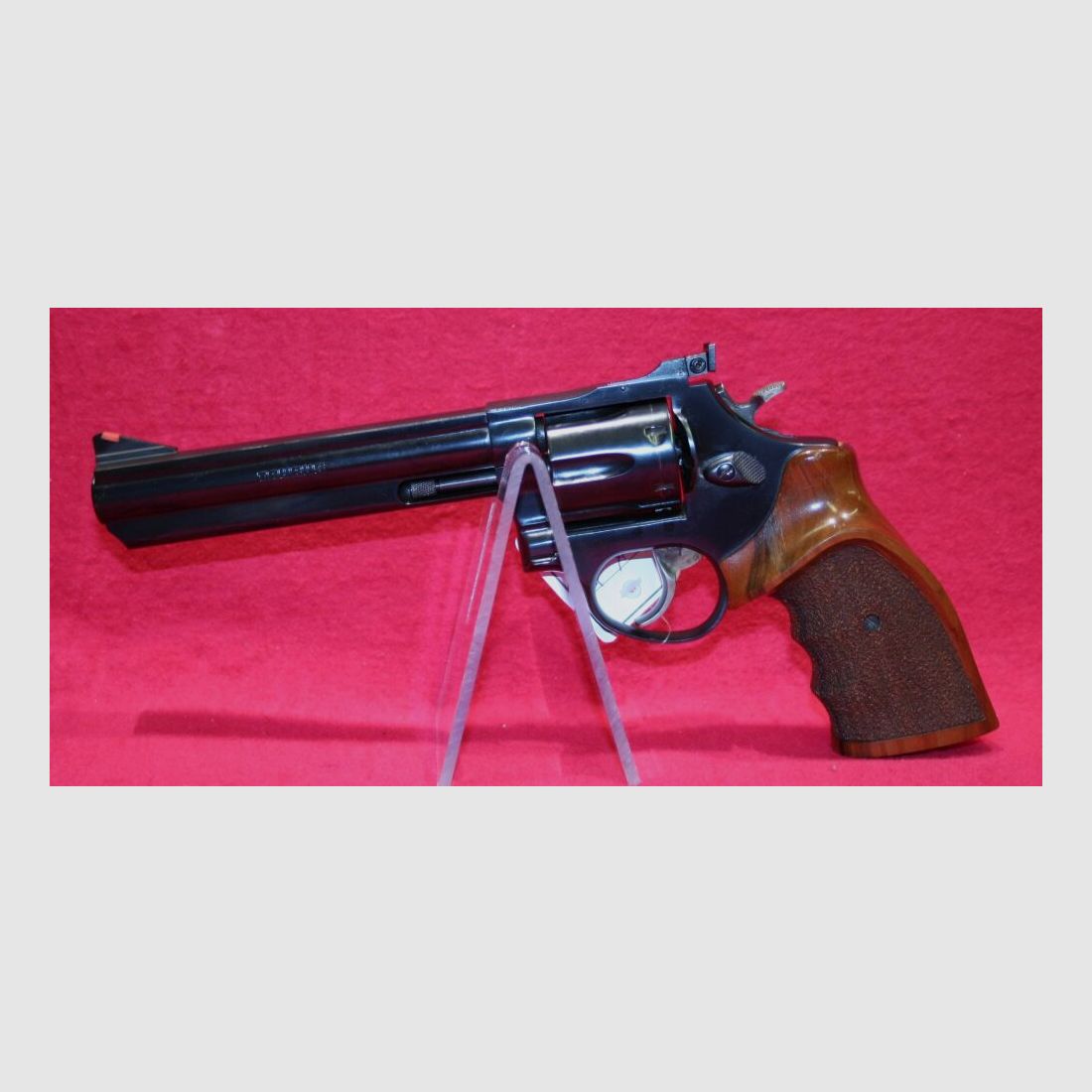 Taurus, Bild 1 von 3