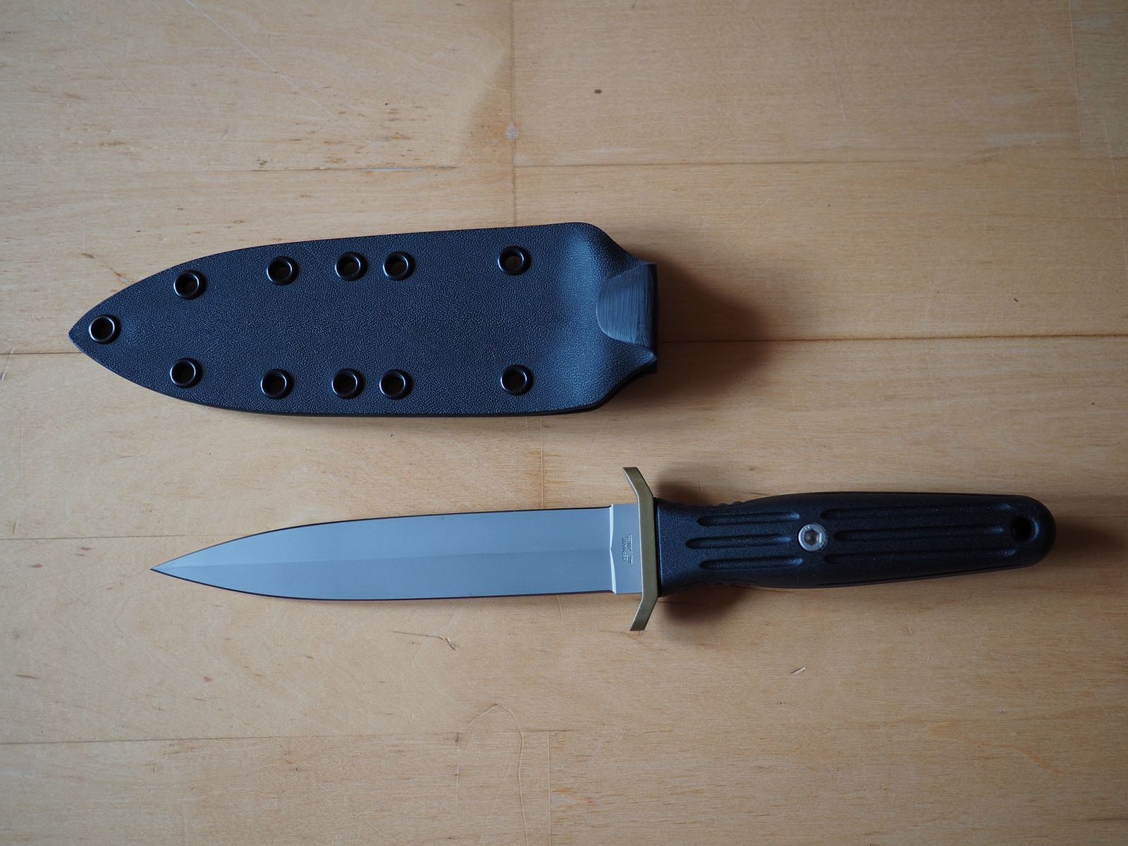 Applegate-Fairbairn Messer Jagdmesser