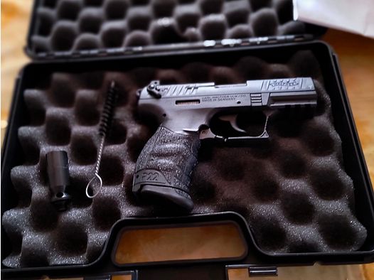 Gas und Schreckschusspistole Walter 9 mm