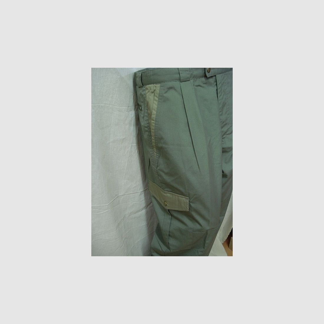 Thermo Beintasche mit Patte -