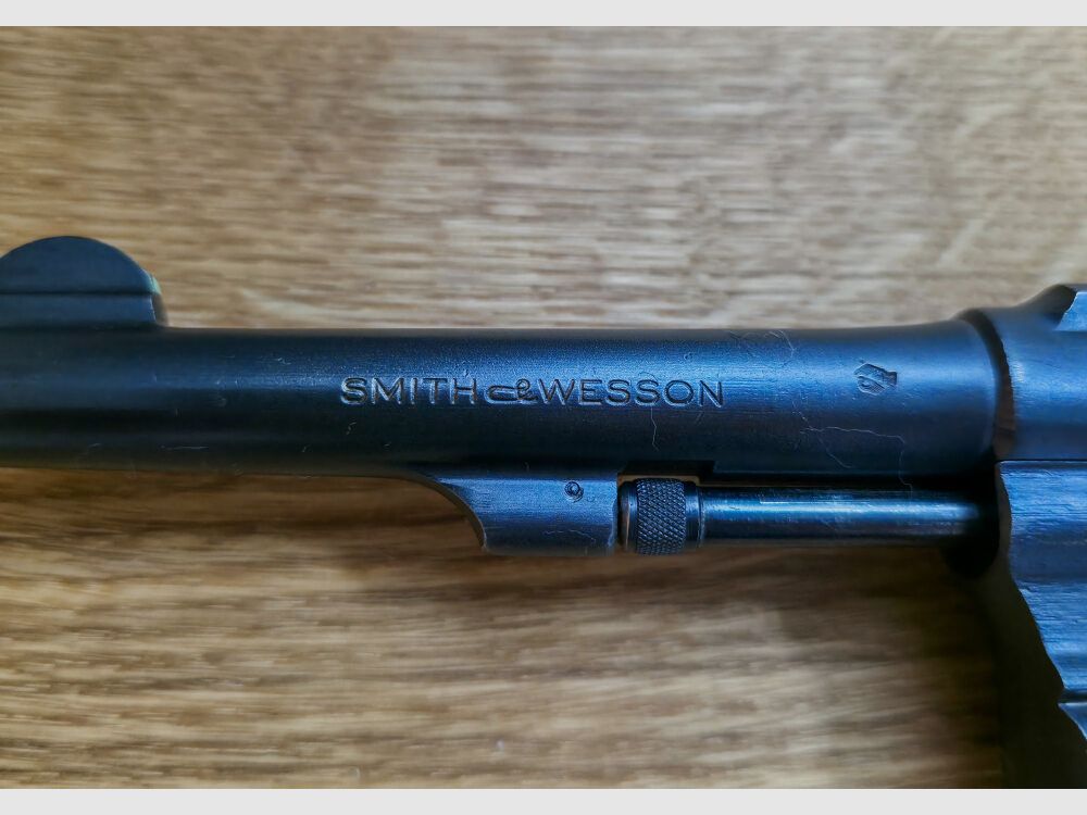 Smith & Wesson Victory, longueur de canon de 5" (Propriété des États-Unis G.H.D.)