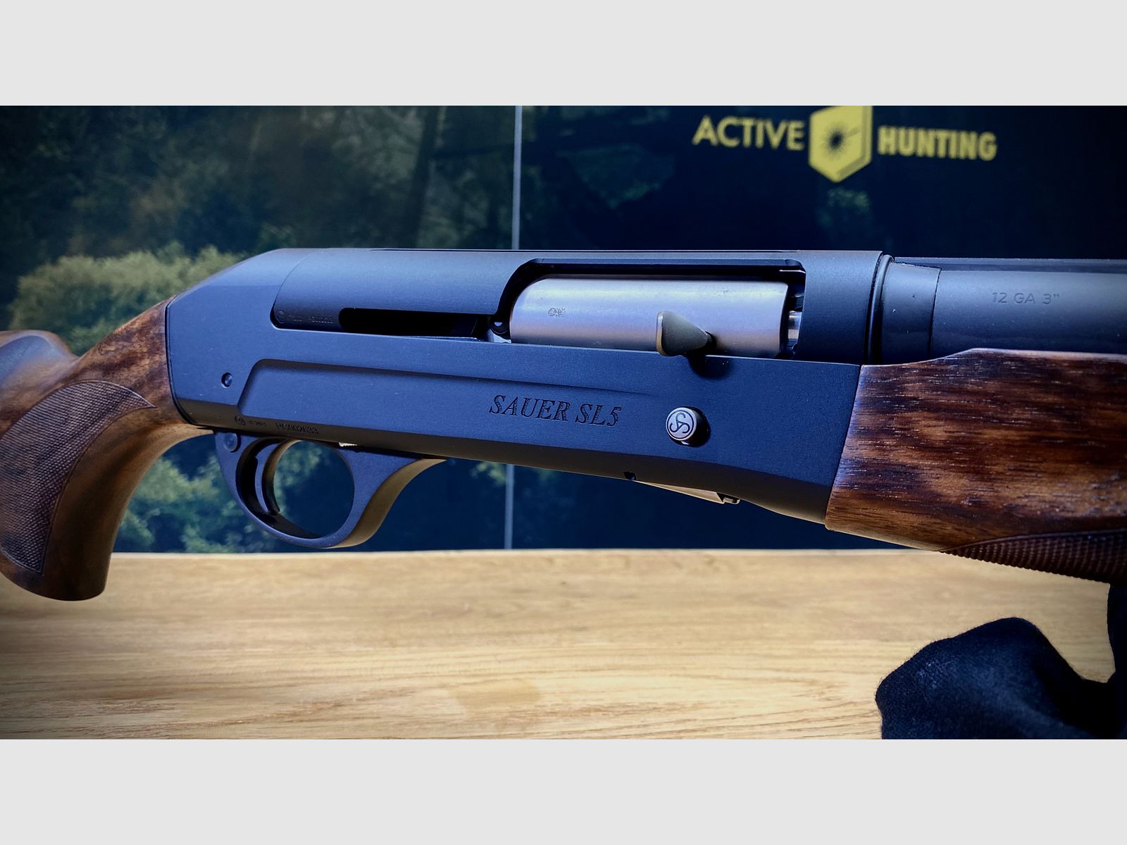 Fusil à répétition automatique Sauer SL5 Ensemble complet / Calibre 12/76 / incluant une mallette, une sangle en cuir, un kit de nettoyage et une casquette Sauer