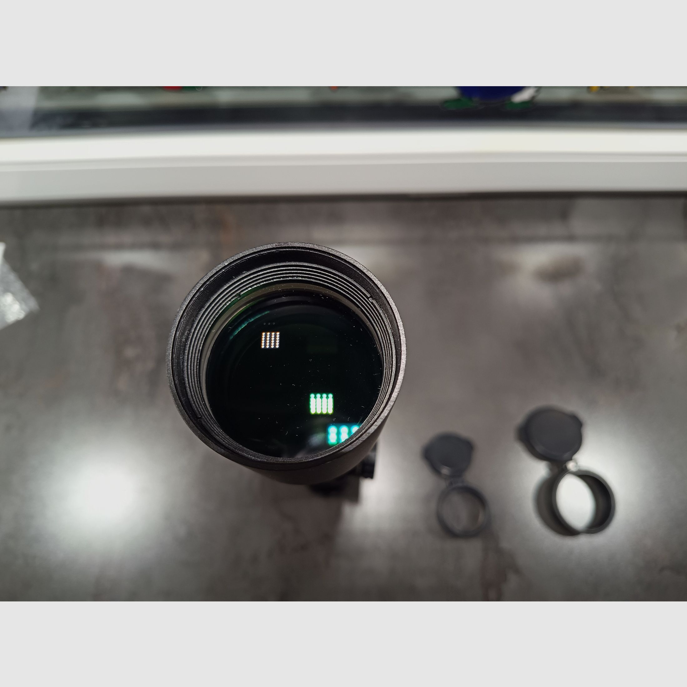 Falke 8,5-25x50 TAC Mil-Dot Absehen grün/rot Zielfernrohr