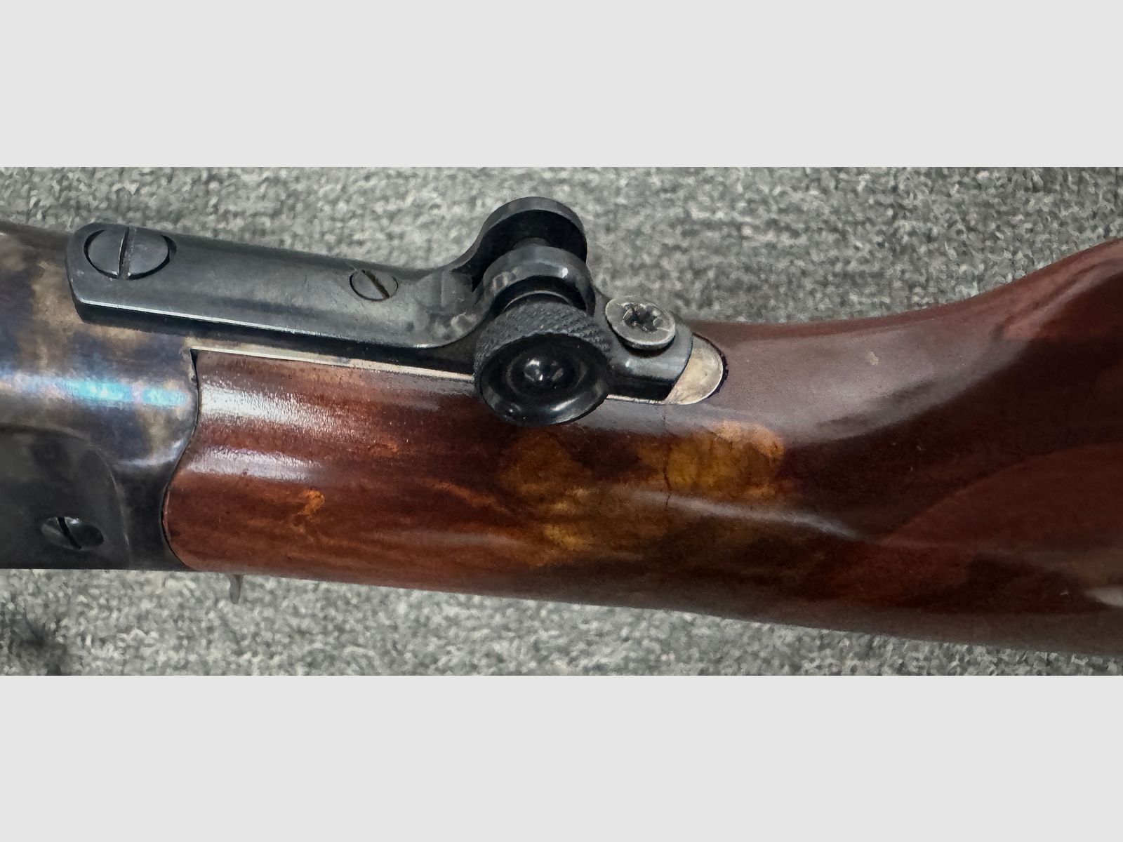 Hege Uberti 1885 .45-70